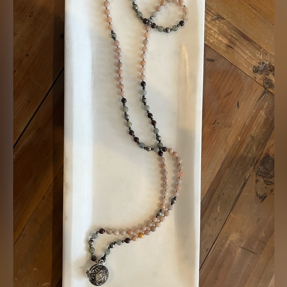 108 Bead Mala Necklace - Sunstone/Garnet/Labradorite - Picture 2 of 5
